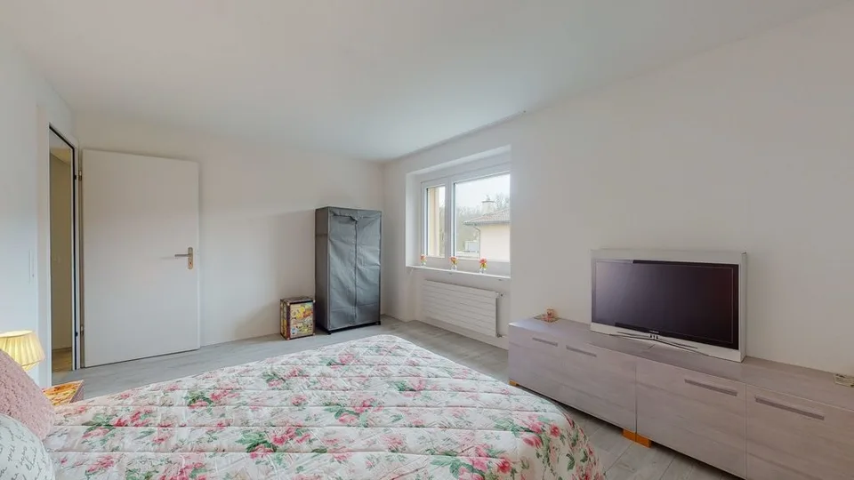 Bel appartement neuf, situé au centre
