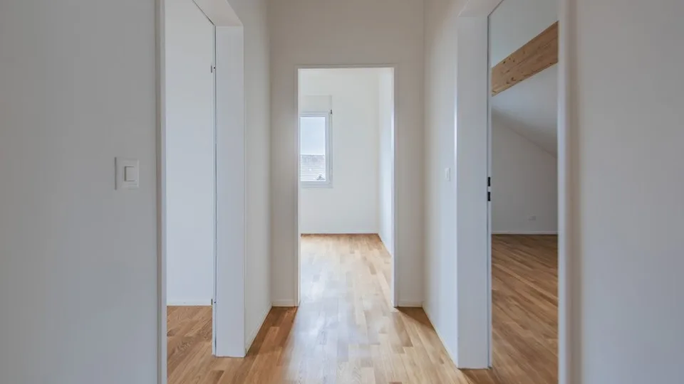 GEMÜTLICHE WOHNUNG MIT EXKLUSIVER DACHTERRASSE