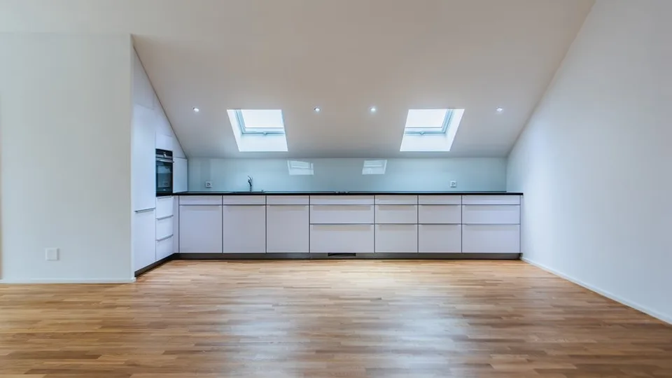 GEMÜTLICHE WOHNUNG MIT EXKLUSIVER DACHTERRASSE