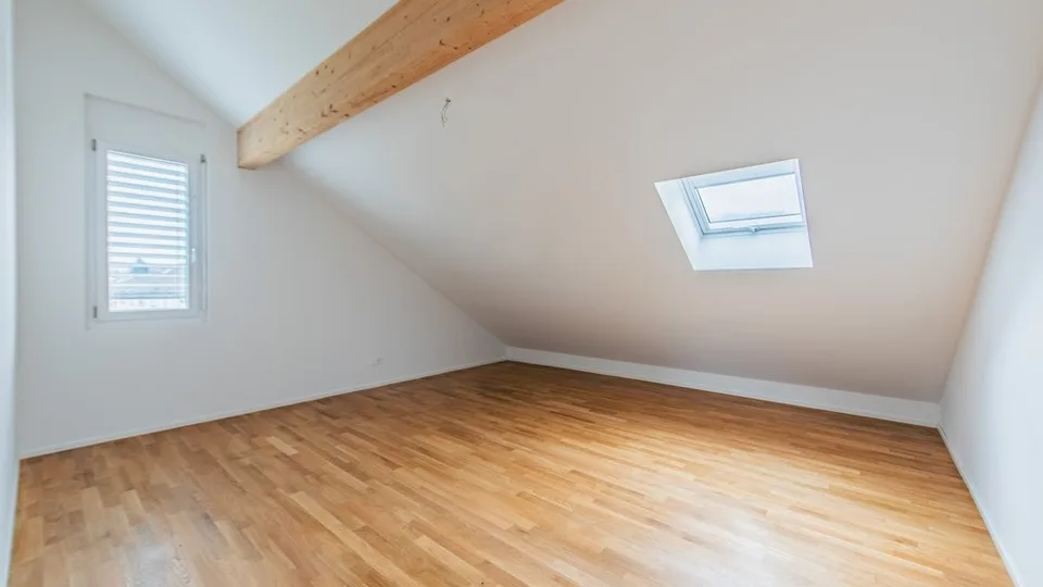 GEMÜTLICHE WOHNUNG MIT EXKLUSIVER DACHTERRASSE