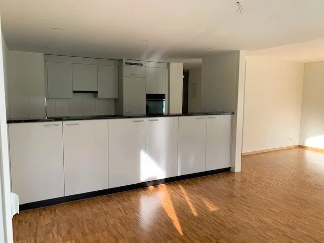 Schöne 3.5 ZWG in Adliswil zu vermieten