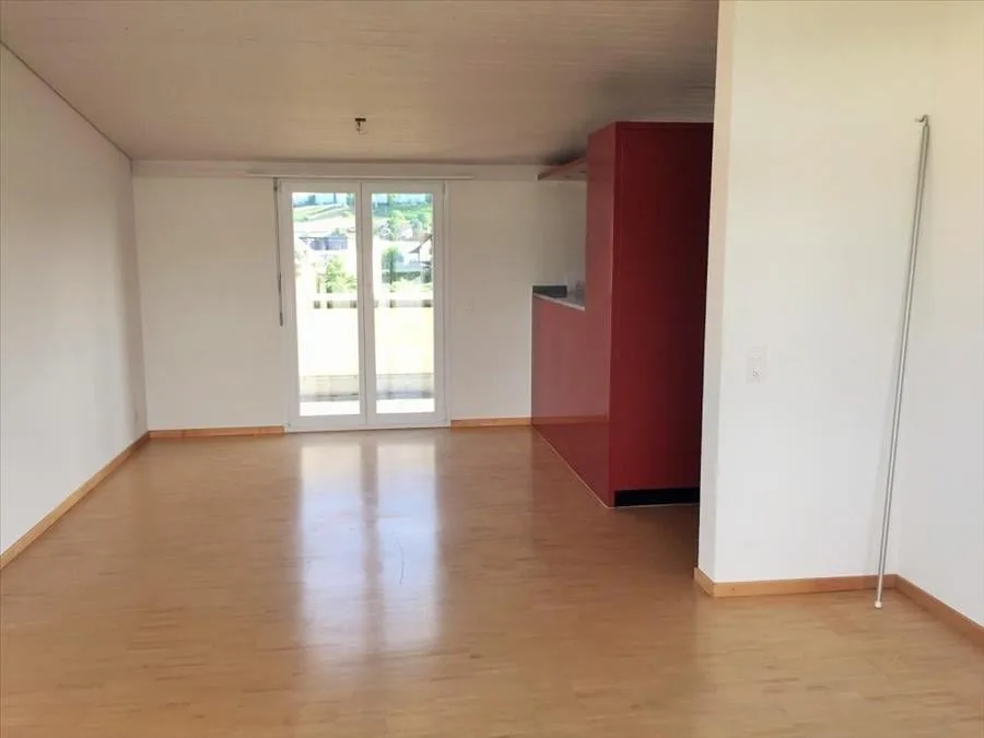 Abitare confortevole nel verde di Seuzach! "Noleggio senza deposito"