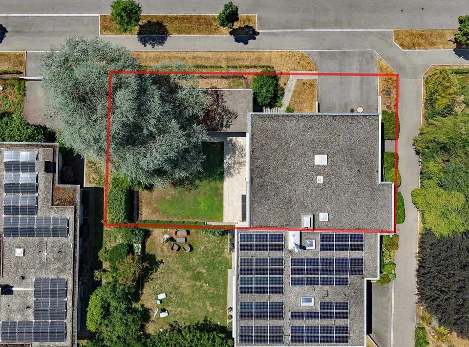 Molta spazio e comfort - sottile e doccia nel quartiere più bello di Burdlef