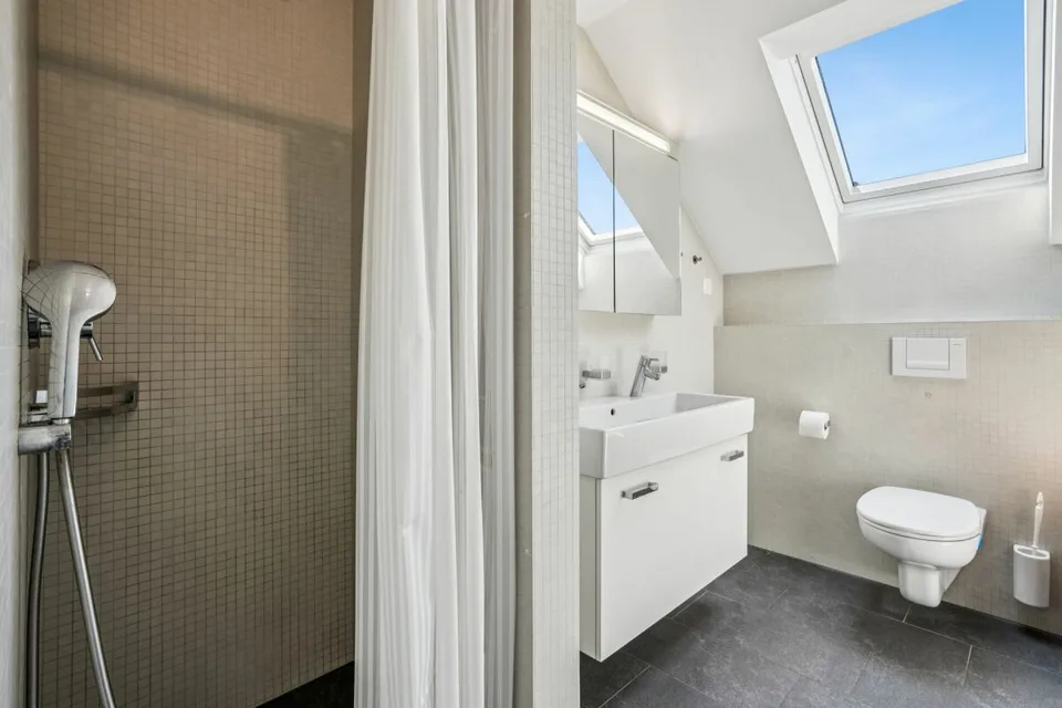 Move in with your family immediately in Buonas!