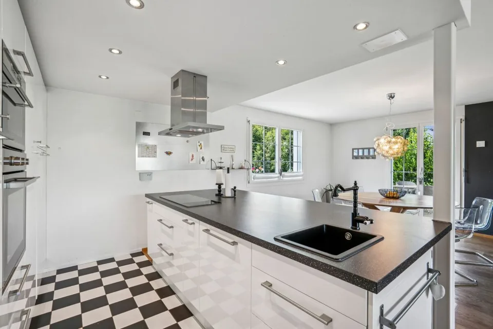 Move in with your family immediately in Buonas!