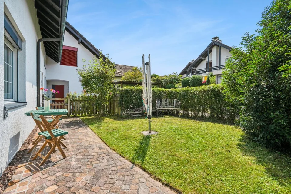Move in with your family immediately in Buonas!
