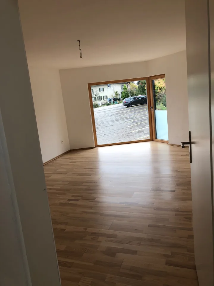 Moderne 4.5-Zimmer-Maisonette-Wohnung in Beinwil am See – sofort verfügbar