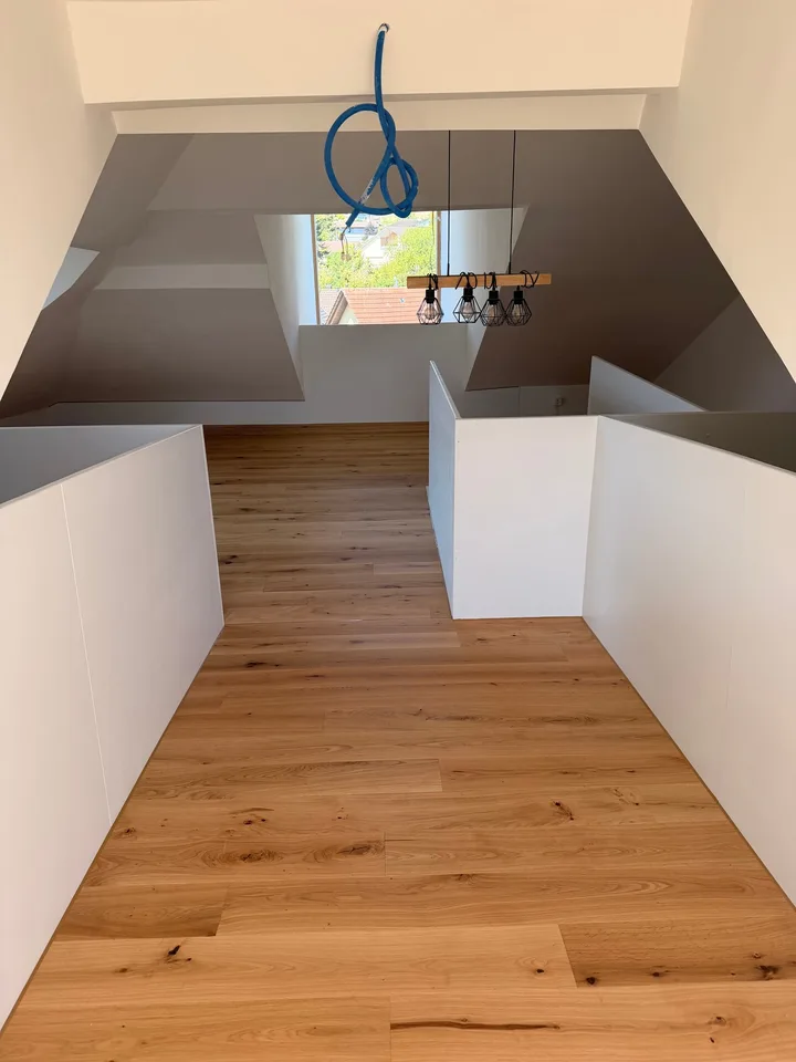 Moderne 4.5-Zimmer-Maisonette-Wohnung in Beinwil am See – sofort verfügbar