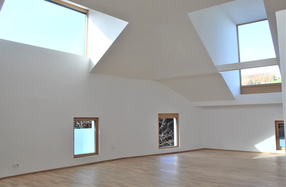 Moderne 4.5-Zimmer-Maisonette-Wohnung in Beinwil am See – sofort verfügbar