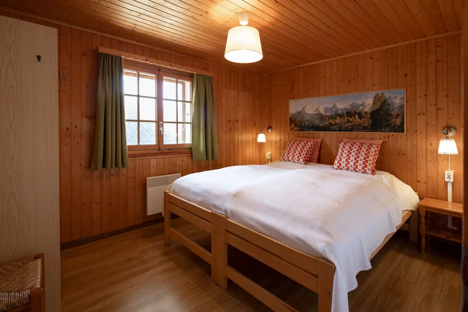 Chalet ski-in-ski-out con due parcheggi privati