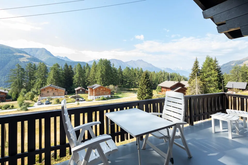 Chalet ski-in-ski-out con due parcheggi privati