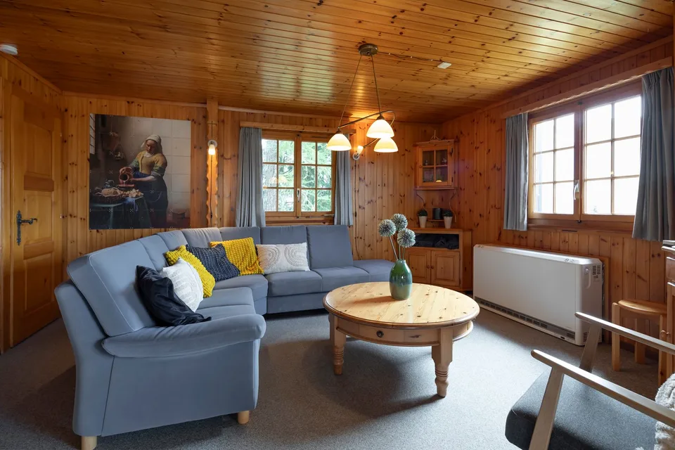 Chalet ski-in-ski-out con due parcheggi privati