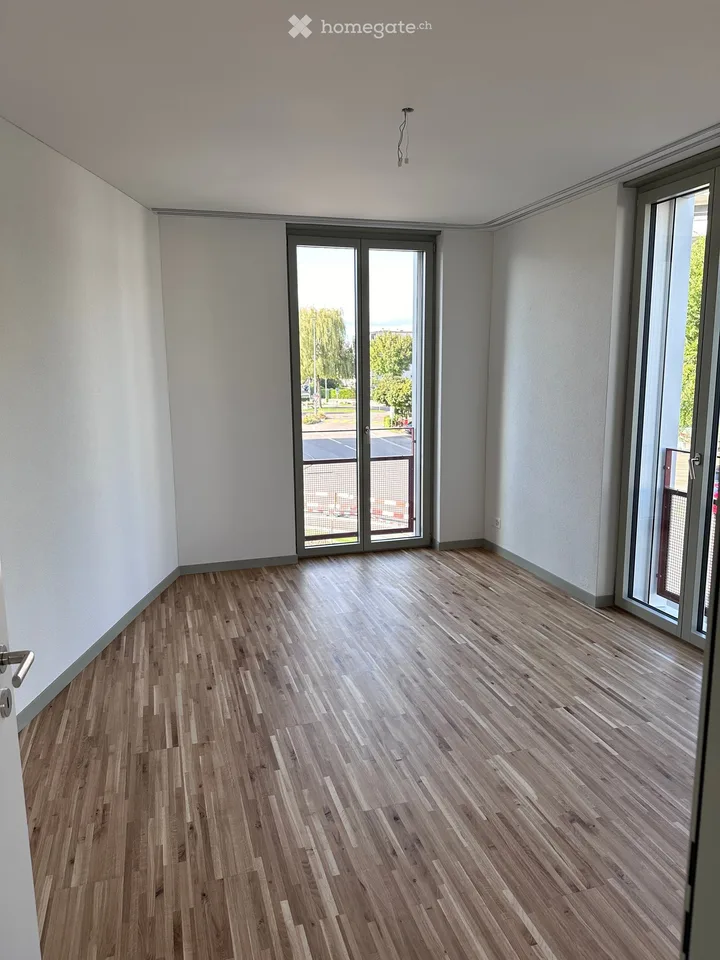Appartement moderne 3.5 pièces dans un immeuble neuf à Dübendorf