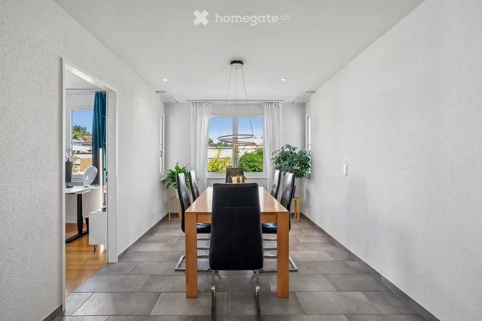 Grosszügige, stilvolle und moderne 5.5-Zimmer-Wohnung