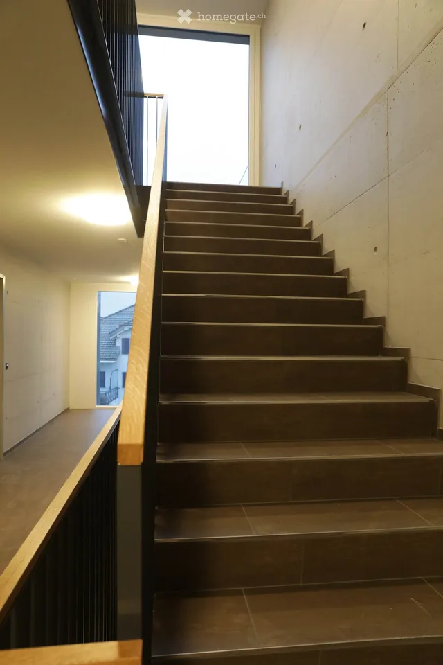 Moderne Attikawohnung mit grosszügiger Dachterrasse und Weitblick