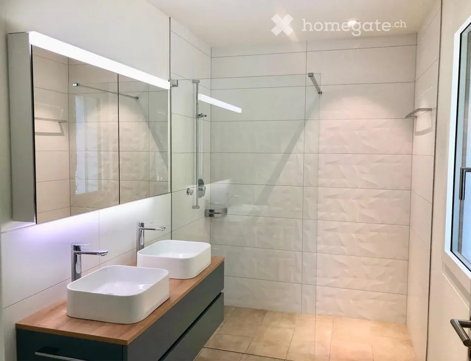 Grand, Lumineux, Moderne appartement de rêve 4.5 pièces