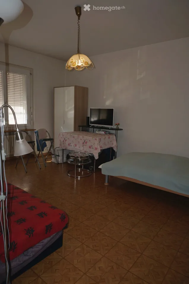 Studio à louer (remise de bail)