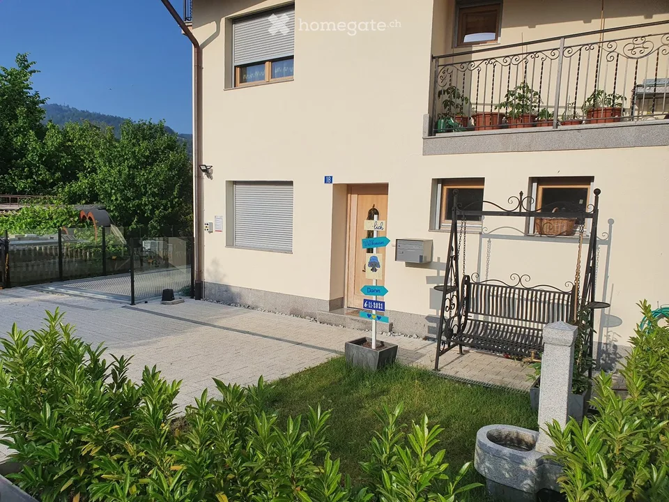 Neu möbliertes Hausteil in ökologischem Neubau zu vermieten