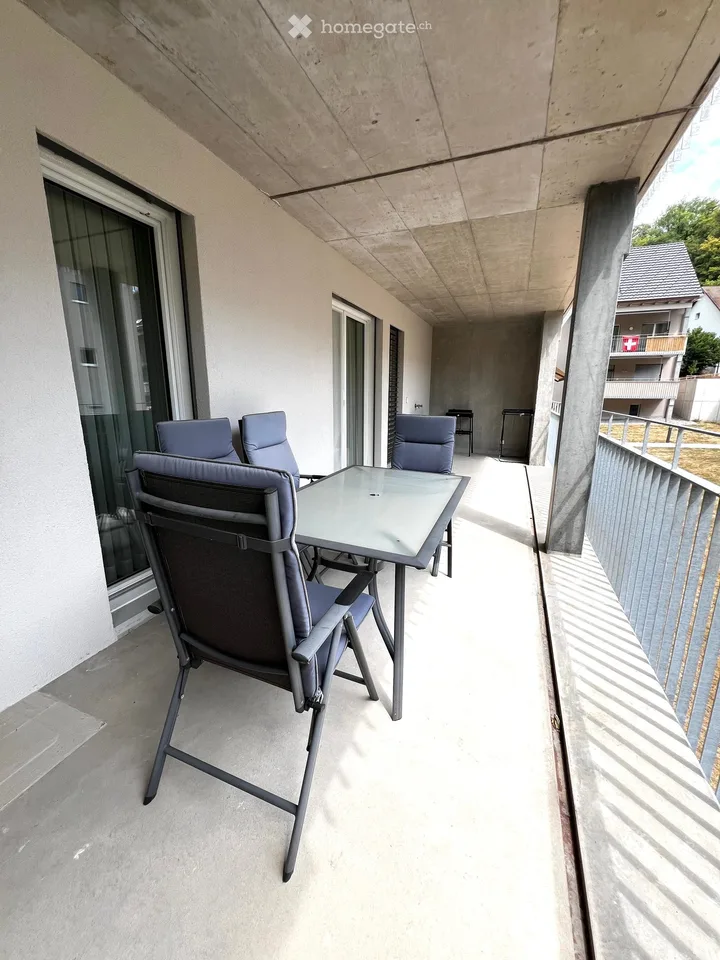 Modern 4.5-room new apartment with balcony and beautiful view in Wölflinswil