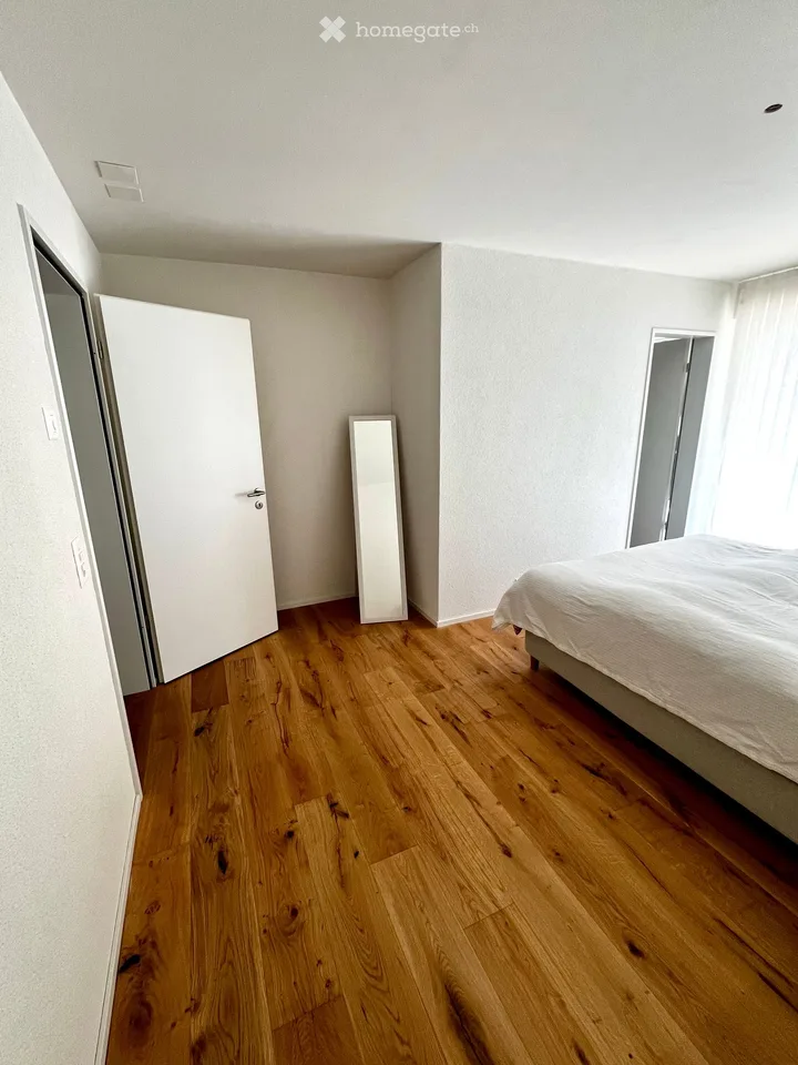 Modern 4.5-room new apartment with balcony and beautiful view in Wölflinswil
