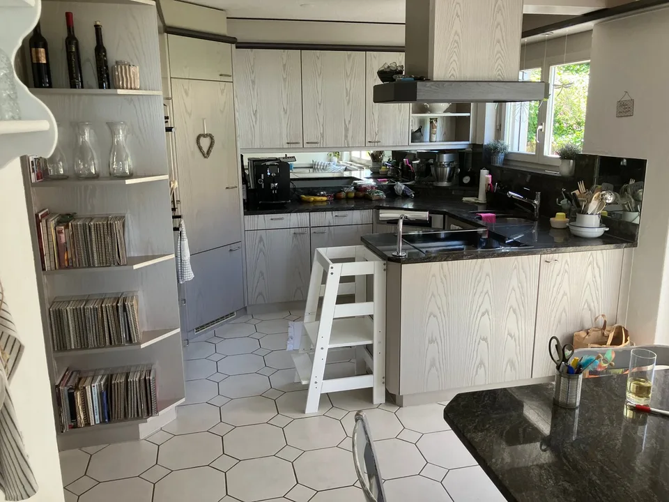 Geräumiges 6.5-Zimmer-Doppeleinfamilienhaus in idyllischer Lage in Emmetten