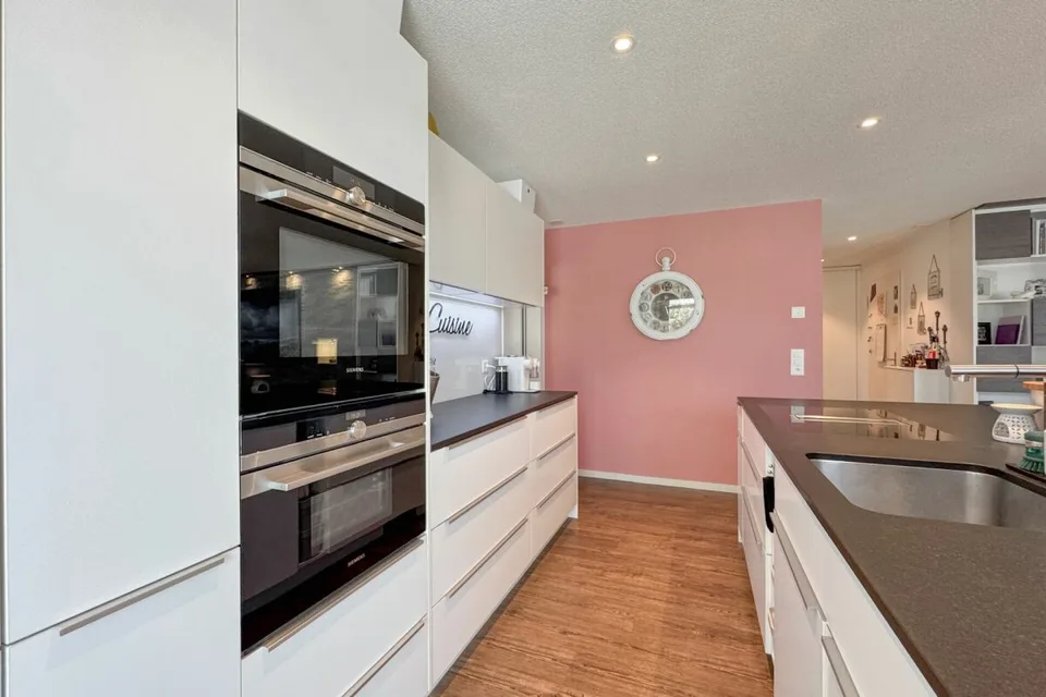 Licht, Raum, Komfort: Parterrewohnung mit 4½ Zimmern und grosser Terrasse