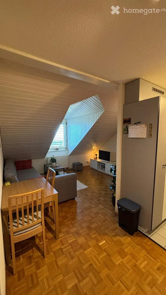 Affascinante appartamento 2.5 locali a Villars-Burquin (VD)