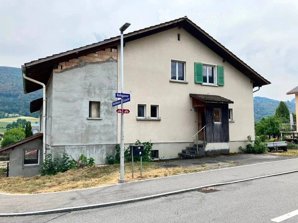 Interessantes Einfamilienhaus mit Potential in Matzendorf – Sofort verfügbar!