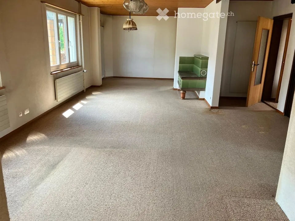 Interessantes Einfamilienhaus mit Potential in Matzendorf – Sofort verfügbar!