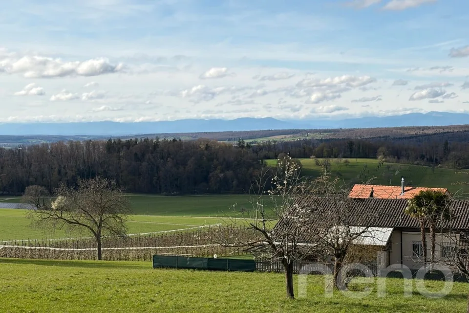 Developed plot with wonderful, unobstructable view