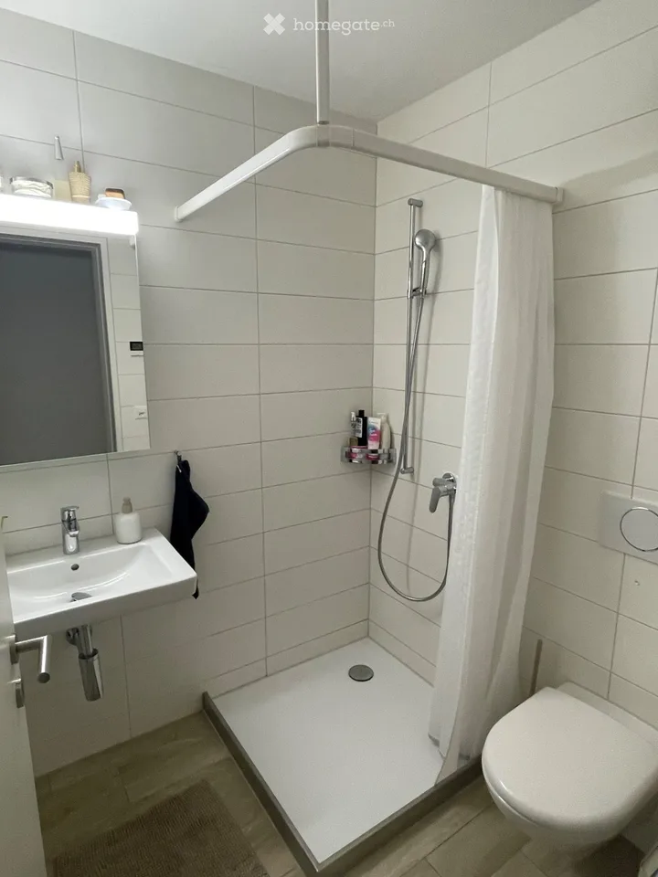 Schönes Zimmer in Wohngemeinschaft in Biel-Bienne ab 01.09.26
