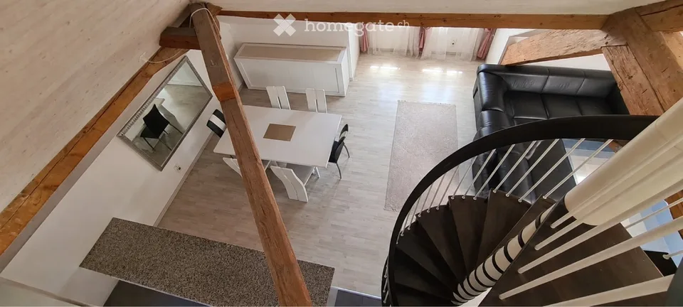 Prächtiges Dachgeschoß-Duplex mit 5,5 Zimmern im letzten Stock