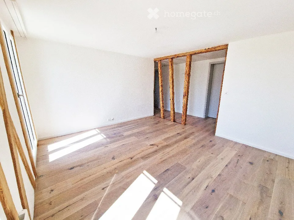 3.5-room old building apartment with large terrace | Renovated 2024 | Central location in Gossau SG