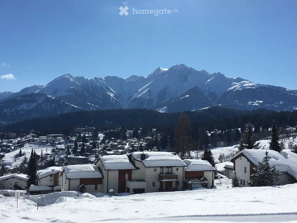 Möblierte 2.5-Zimmer Wohnung Ski-In