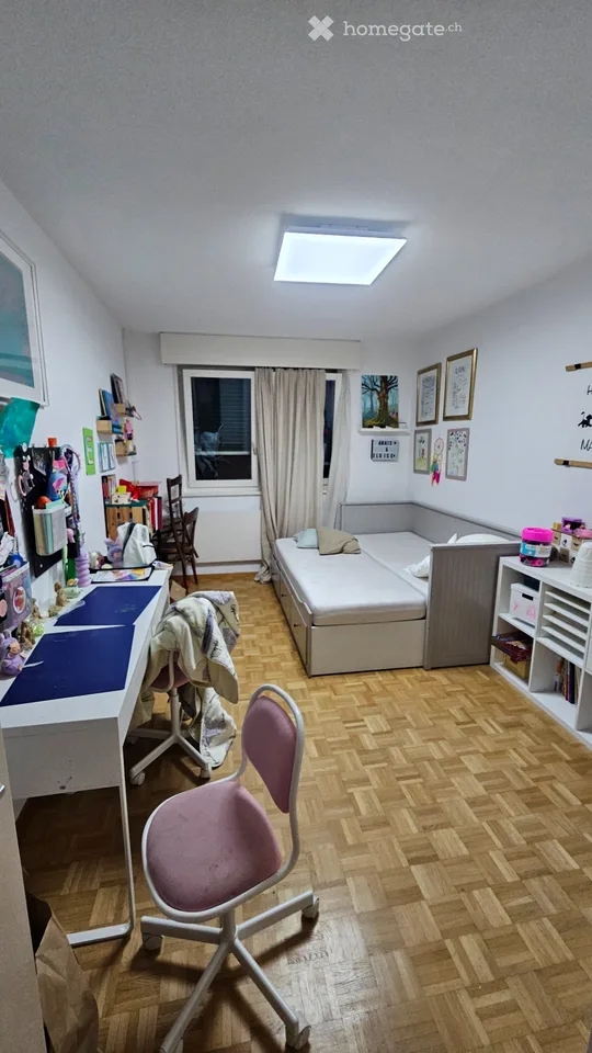 5-Zimmer-Wohnung mit Parkplatz & hervorragender Lage