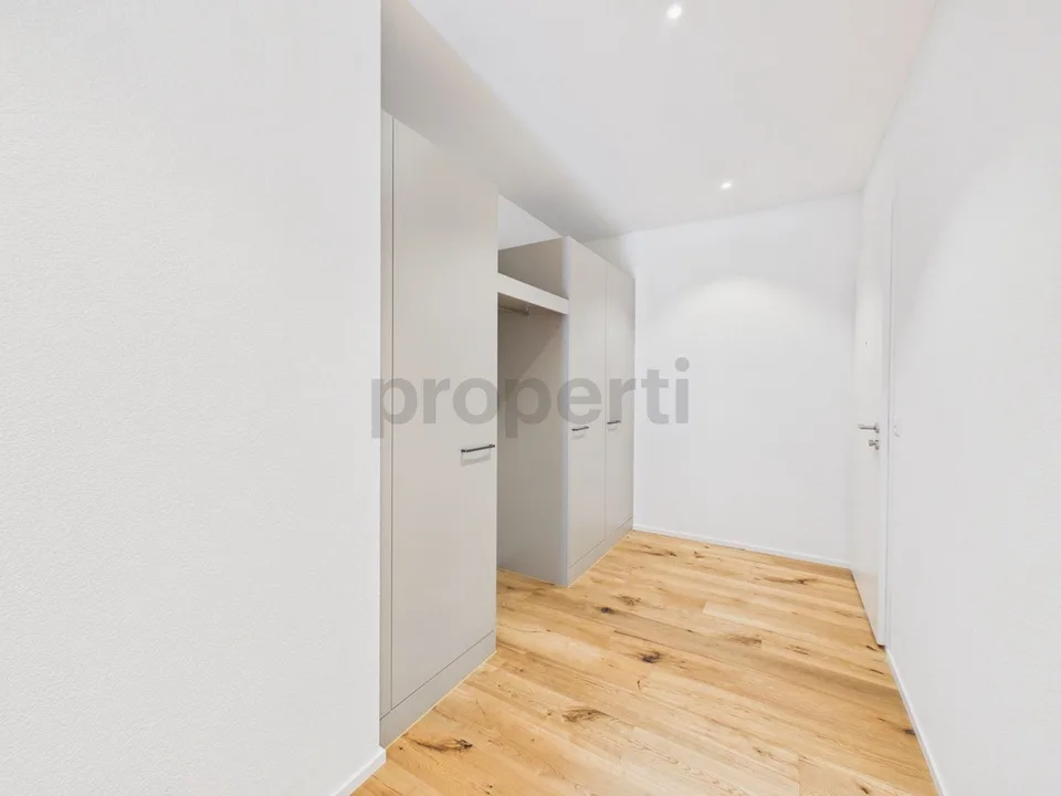 Neubau / Erstbezug: Eigener 120 m² Garten mit Parkblick, 40 m² Wohnbereich