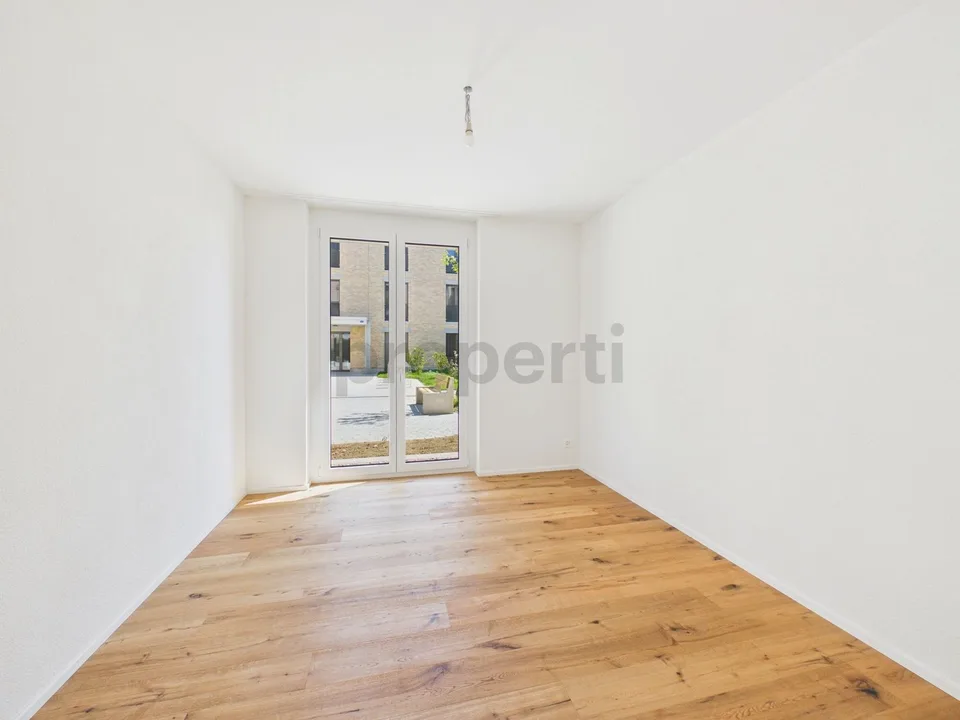 Neubau / Erstbezug: Eigener 120 m² Garten mit Parkblick, 40 m² Wohnbereich