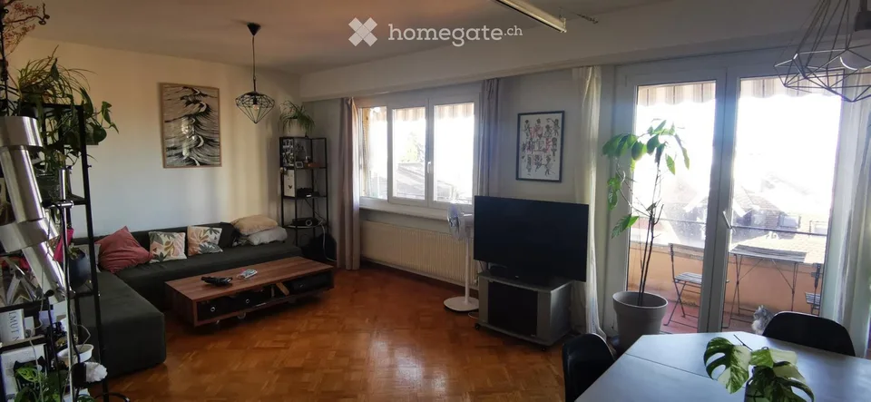 3,5 locali, 68 m2, Av. Riant-Mont 17 Lausanne centro molto calmo.