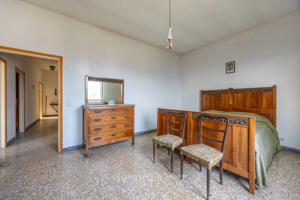 Wohnung zur Renovierung in Ronago – Via Milano 66