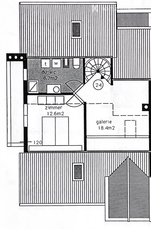 118 m² Maisonette mit 18 m² Galerie, 2 Balkonen, Cheminée & 2 Bädern