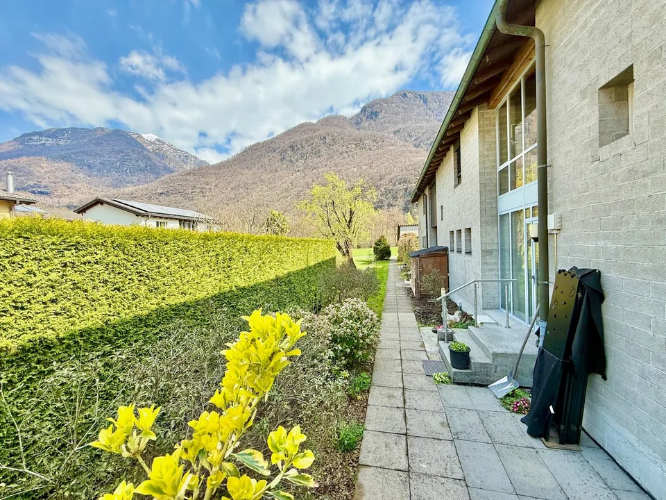 Casa con giardino nel verde - Tessiner Haus im Maggiatal