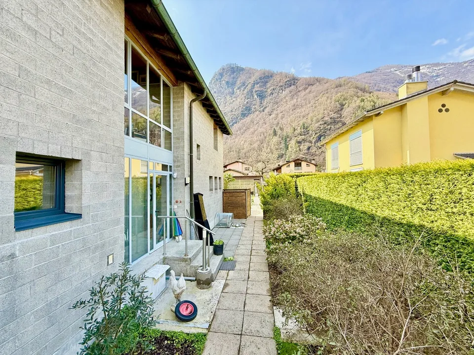 Casa con giardino nel verde - Tessiner Haus im Maggiatal