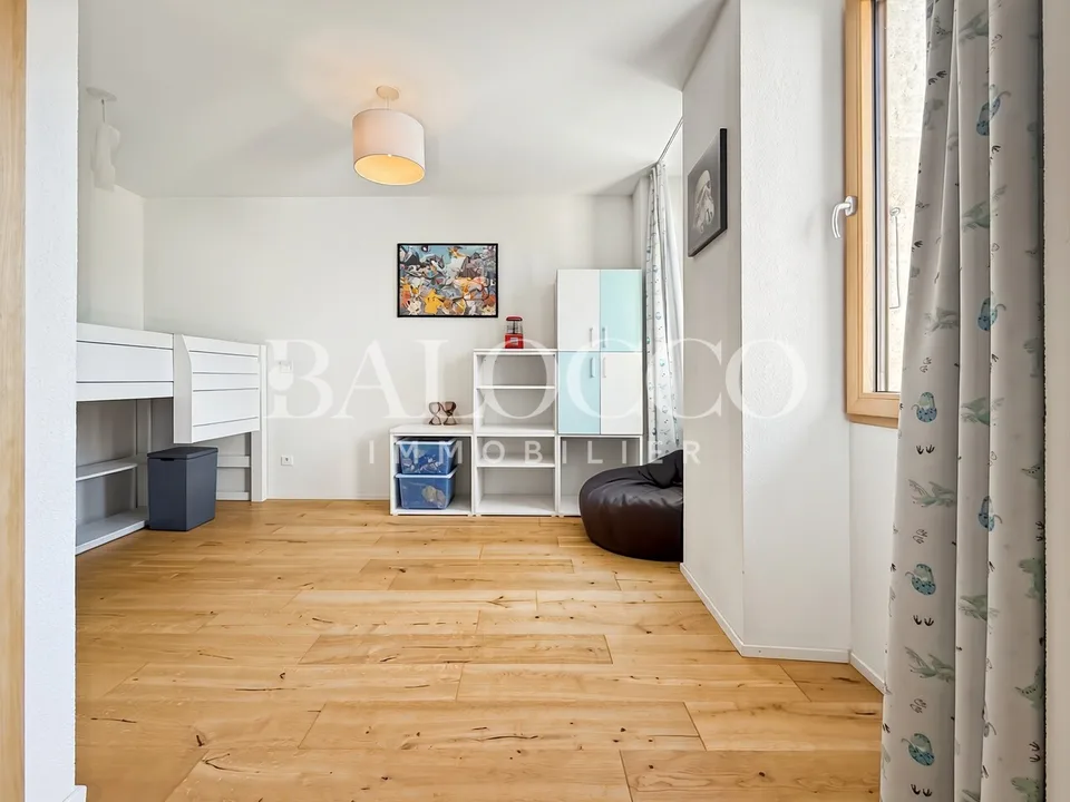 Sehr hübsches Dorfhaus im Zentrum des Dorfes