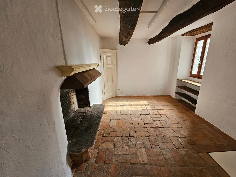 HOUSE WITH 4.5 ROOMS IN ARANNO