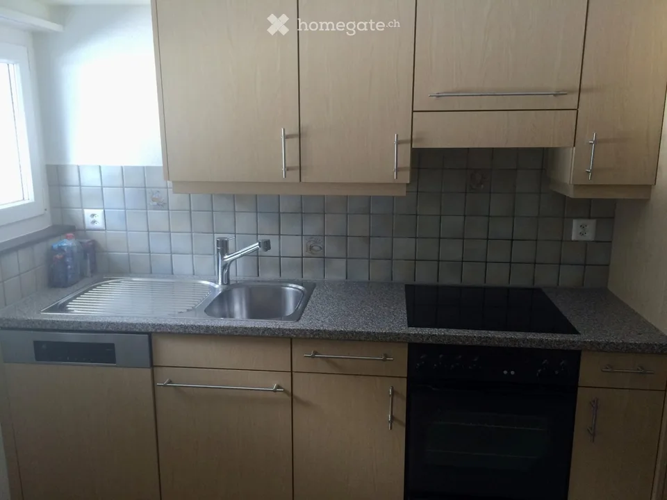 3 1/2 Zimmer Wohnung an guter Lage zu vermieten