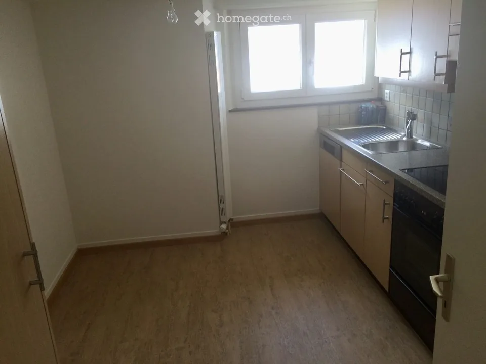 3 1/2 Zimmer Wohnung an guter Lage zu vermieten