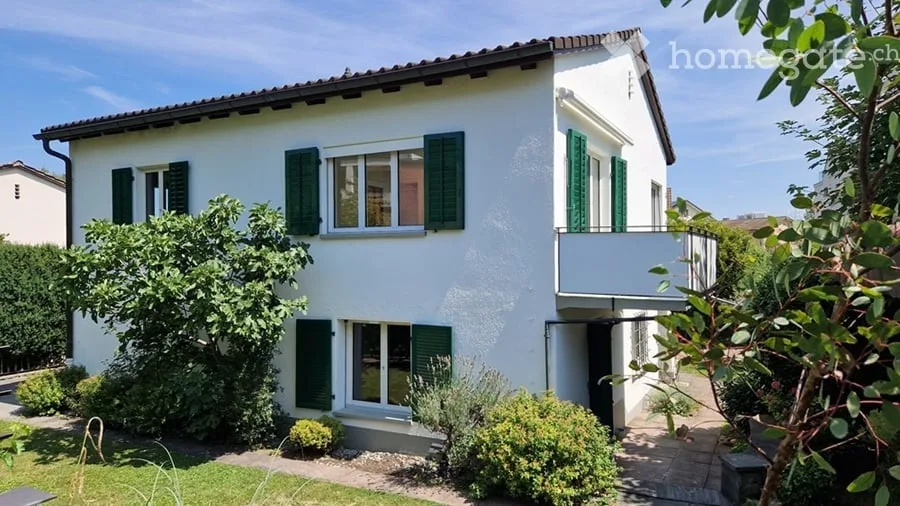 Charmante maison de 4,5 (5,5) pièces à Zürich-Albisrieden – disponible immédiatement