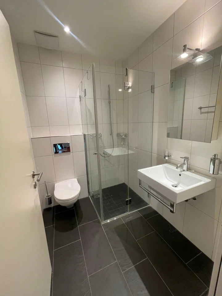 Appartement de jardin moderne 4,5 pièces dans un immeuble de haute qualité