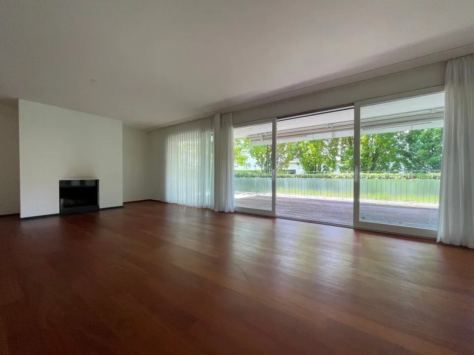 Appartement de jardin moderne 4,5 pièces dans un immeuble de haute qualité