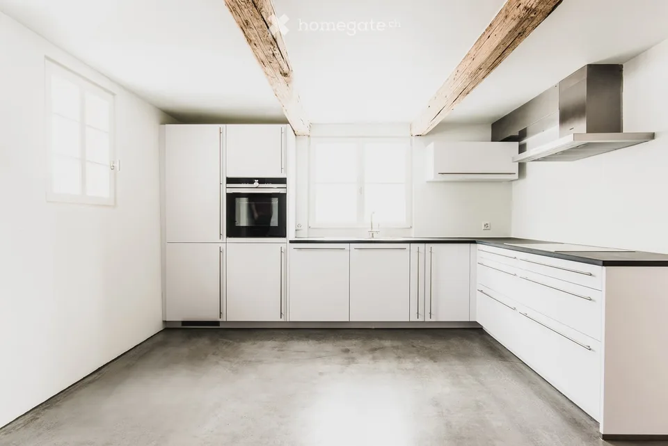3.5-Zimmer Wohnung in renoviertem, geschichtsträchtigen Bauernhaus